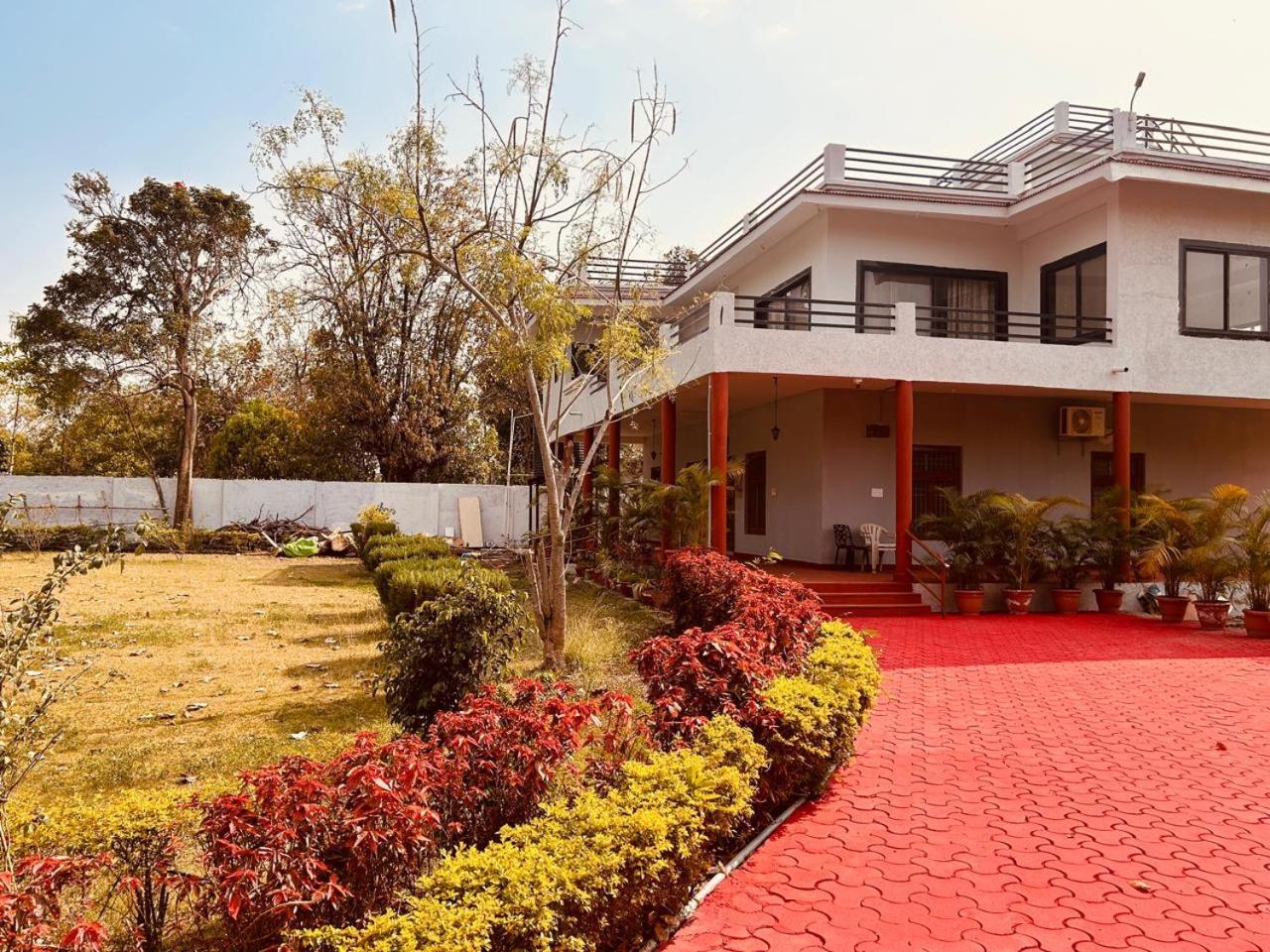 The English Gaon 4 Bhk Bhopal Exterior foto