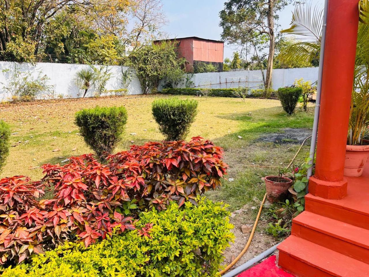 The English Gaon 4 Bhk Bhopal Exterior foto